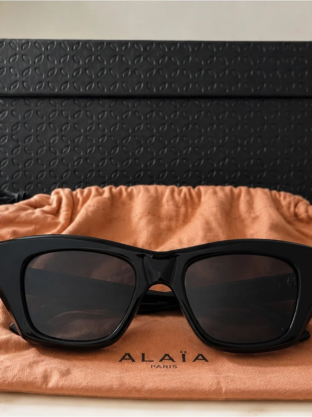 Alaïa - Cat-Eye Sunglasses